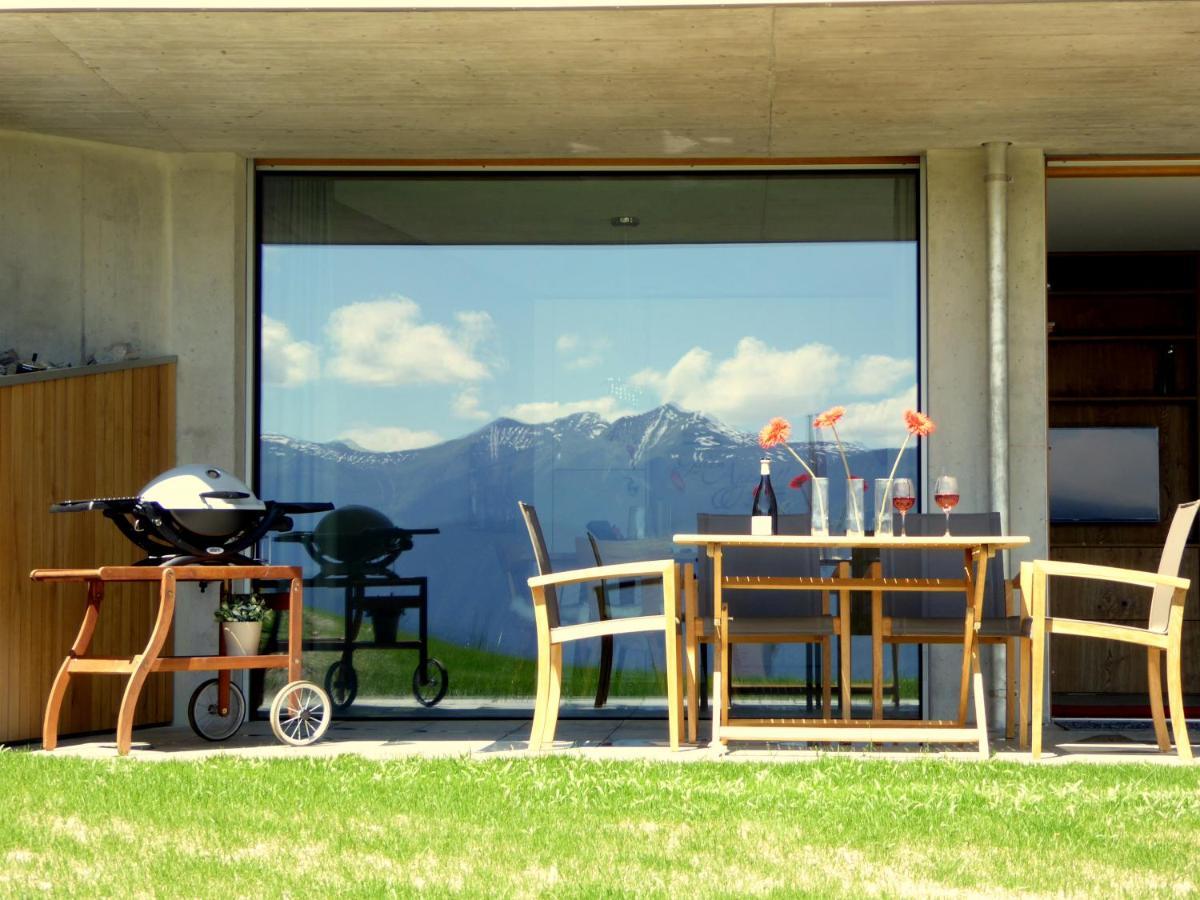 Casa Admisa, Spektakulaere Aussicht, Ski In And Out, Hochwertige Einrichtung, Valserstein Und Eiche Flims Exterior photo